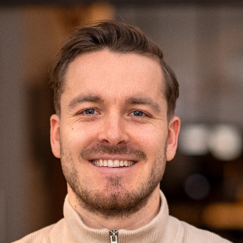 Adrian Domke profile photo